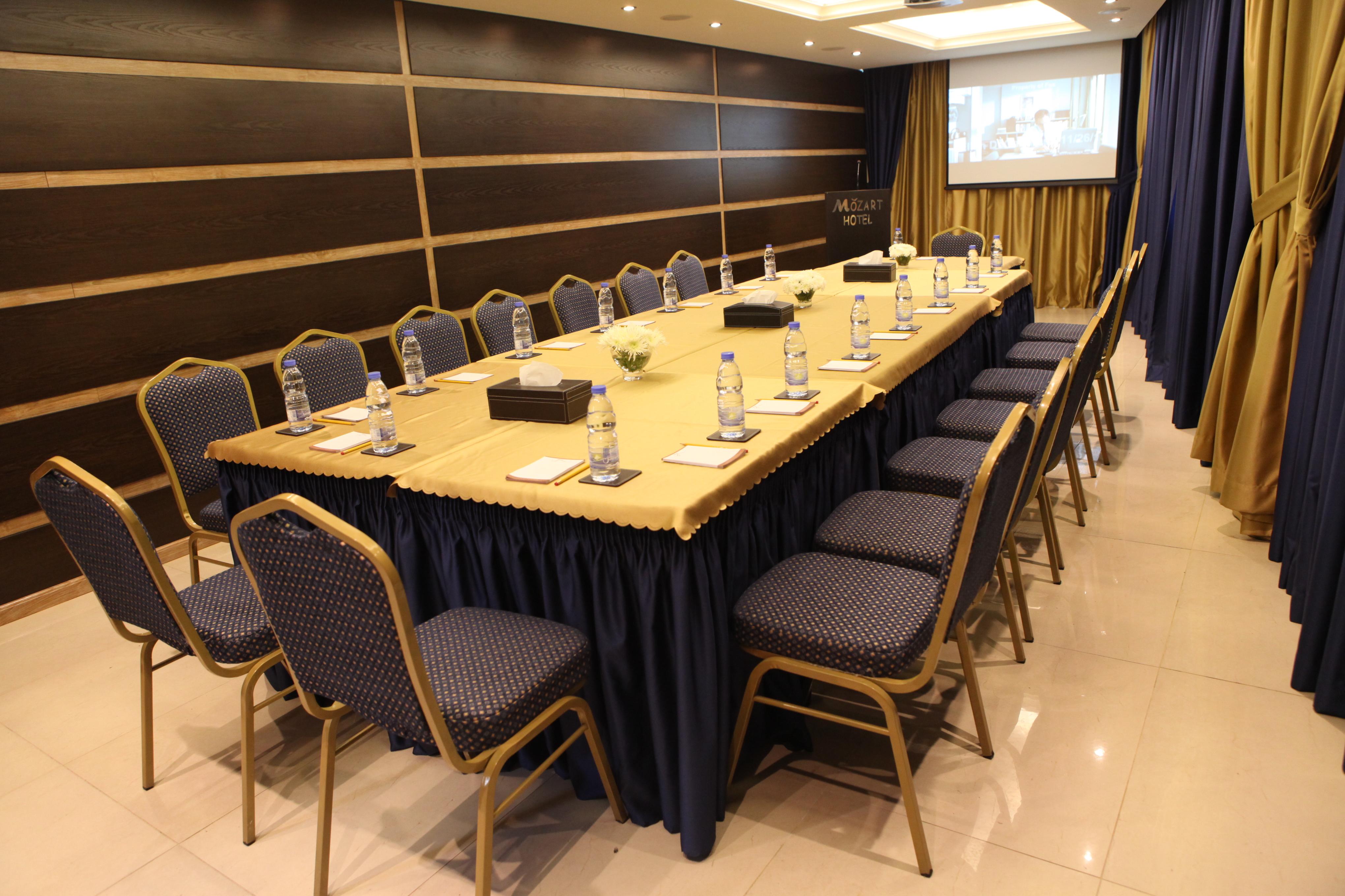Mozart Hotel Beirut Exterior foto
