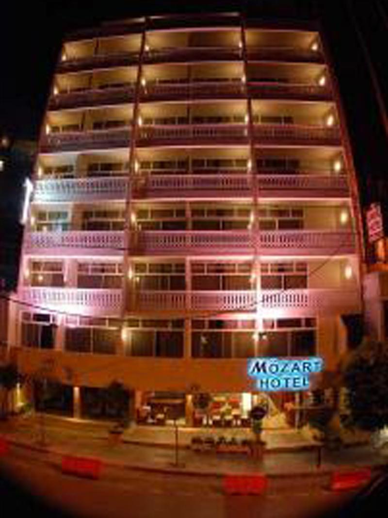 Mozart Hotel Beirut Exterior foto