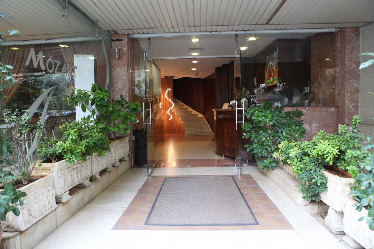 Mozart Hotel Beirut Exterior foto